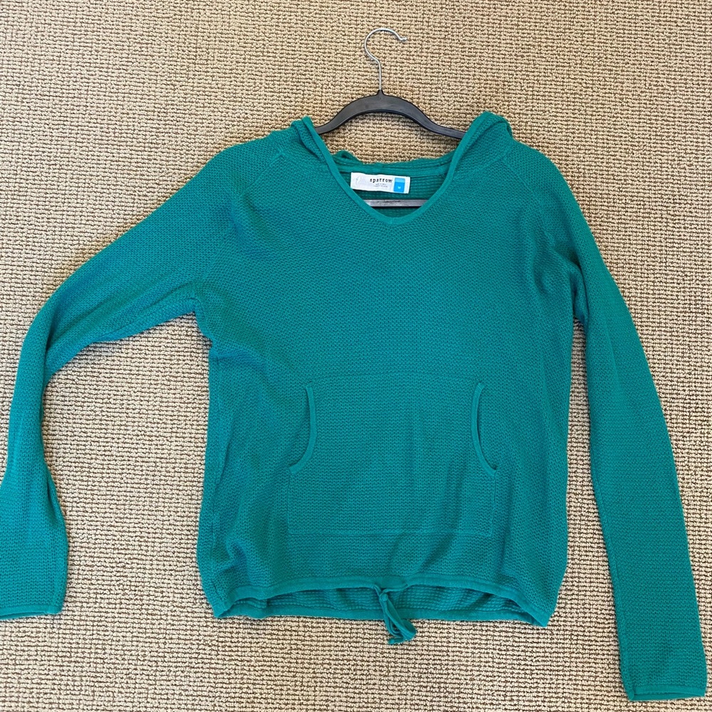 Anthropology brand Sparrow. Green waffle king sleeve top.